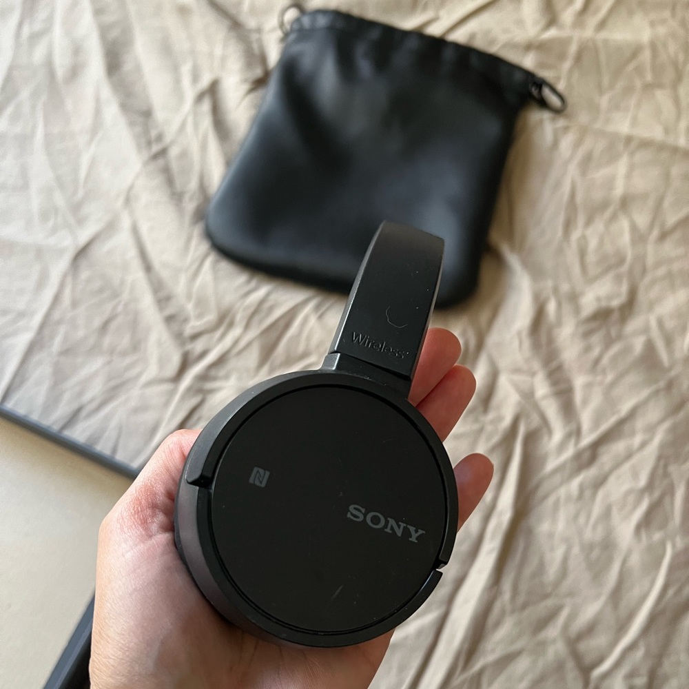 SONY® WH-CH500 WIRELESS STEREO - HEADSET